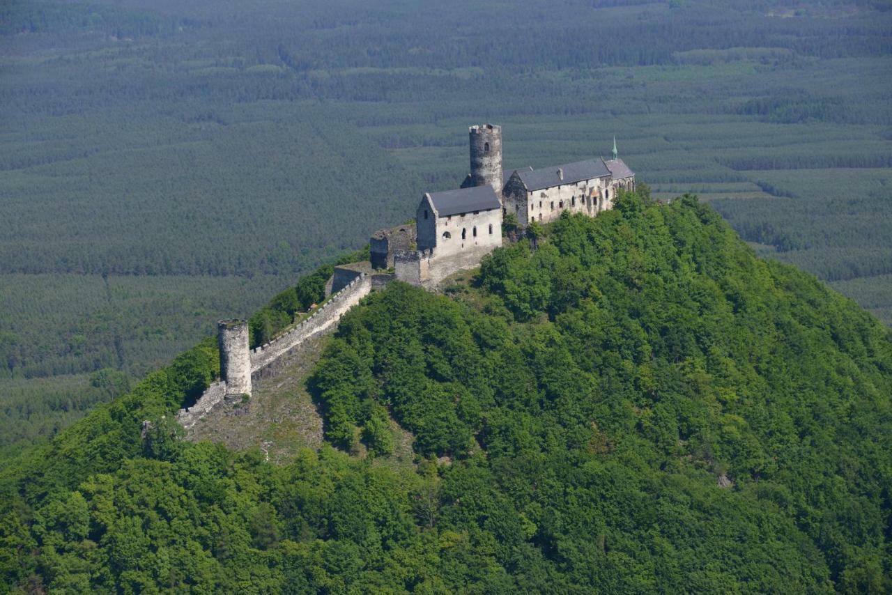 Hotel Olympia Česká Lípa Buitenkant foto